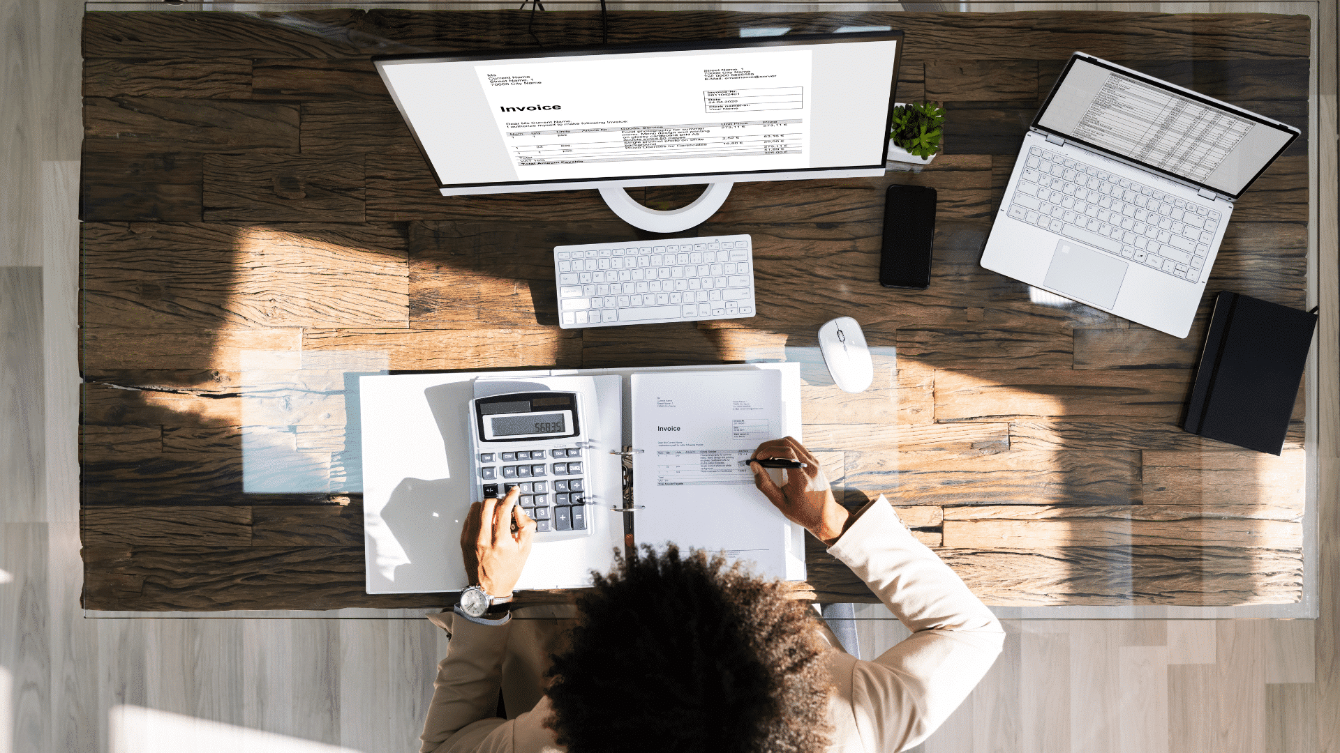 Consultant qui travail de la donnée